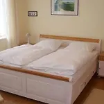Dreischlaeger Hof 3*