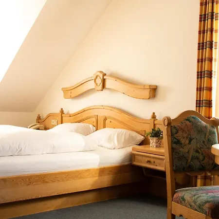 Dreischlaeger Hof 3* Neustadt (Wied)