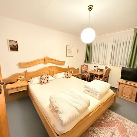 Dreischläger Hof 3*