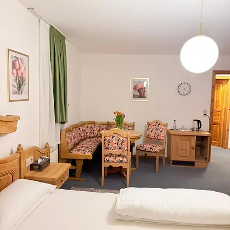 Dreischläger Hof 3* Neustadt (Wied)