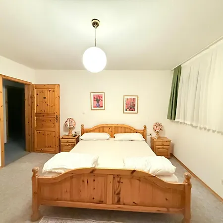 Dreischlaeger Hof מלון 3*