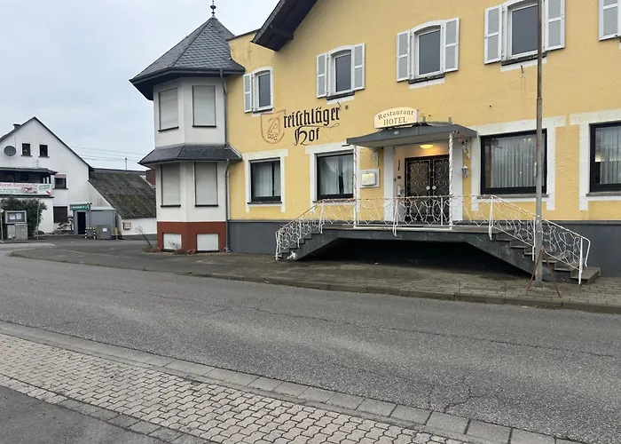 Dreischlaeger Hof 3*