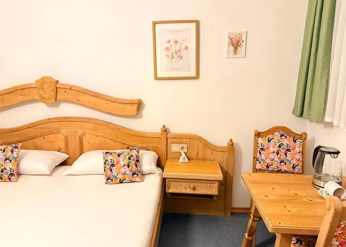 Dreischlaeger Hof 3*